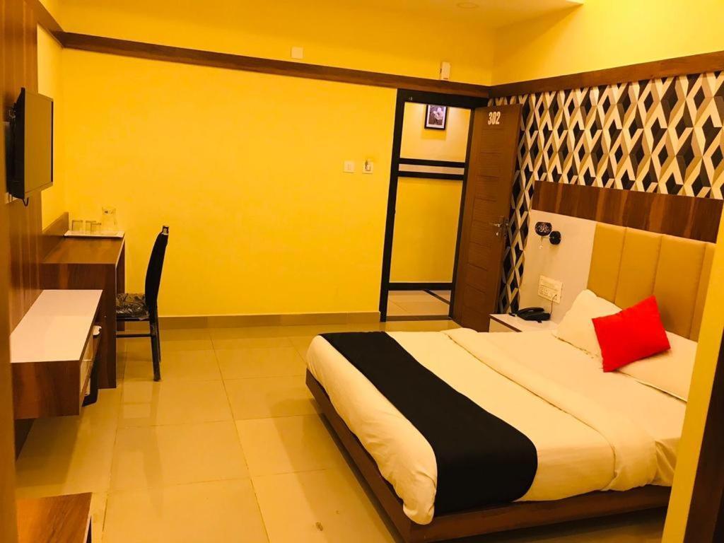 Hotel Keerthana Puttur Puttur  Екстер'єр фото